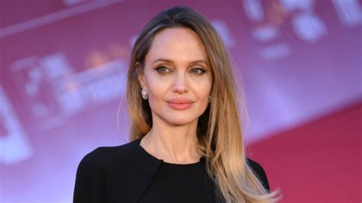 Angelina Jolie's Sad News: A Deep Dive into Her Challenges and Resilience