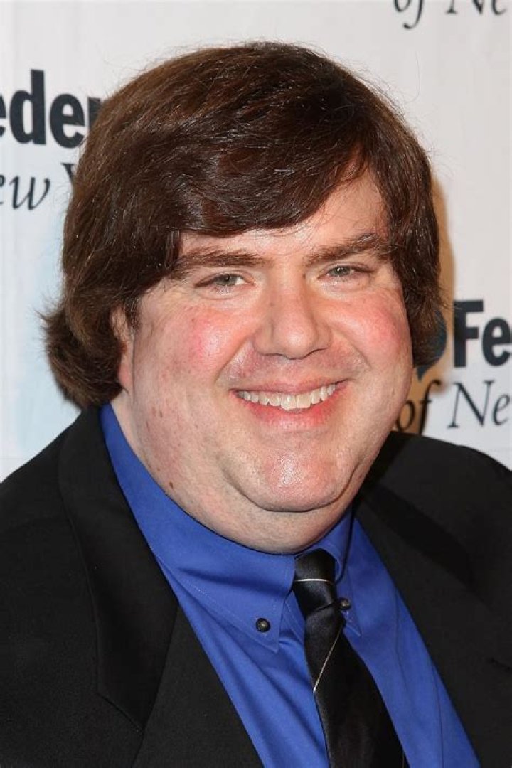 Dan Schneider Pool: The Ultimate Guide to Luxury and Entertainment