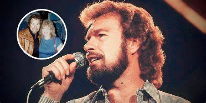 Exploring the Life and Love of Gene Watson: A Glimpse into His Wife and Family