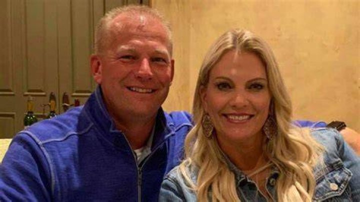 Kalen DeBoer's Wife: A Deep Dive Into Their Relationship and Life Together