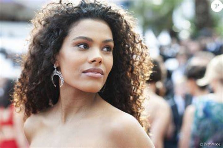 Tina Kunakey: A Deep Dive into the Life of the Rising Star and Her Journey as a Child Star